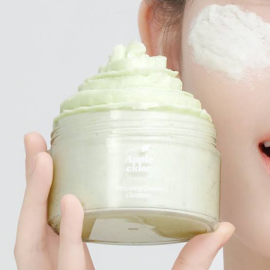 Ariul Apple Cider Whipping Cream Cleanser, a Korean skincare product